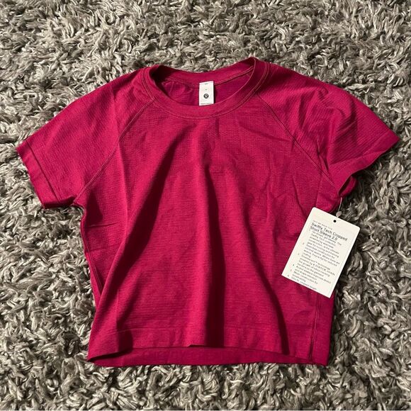 Lululemon swiftly short sleeve cropped tee size 6 ripened raspberry - Picture 1 of 5